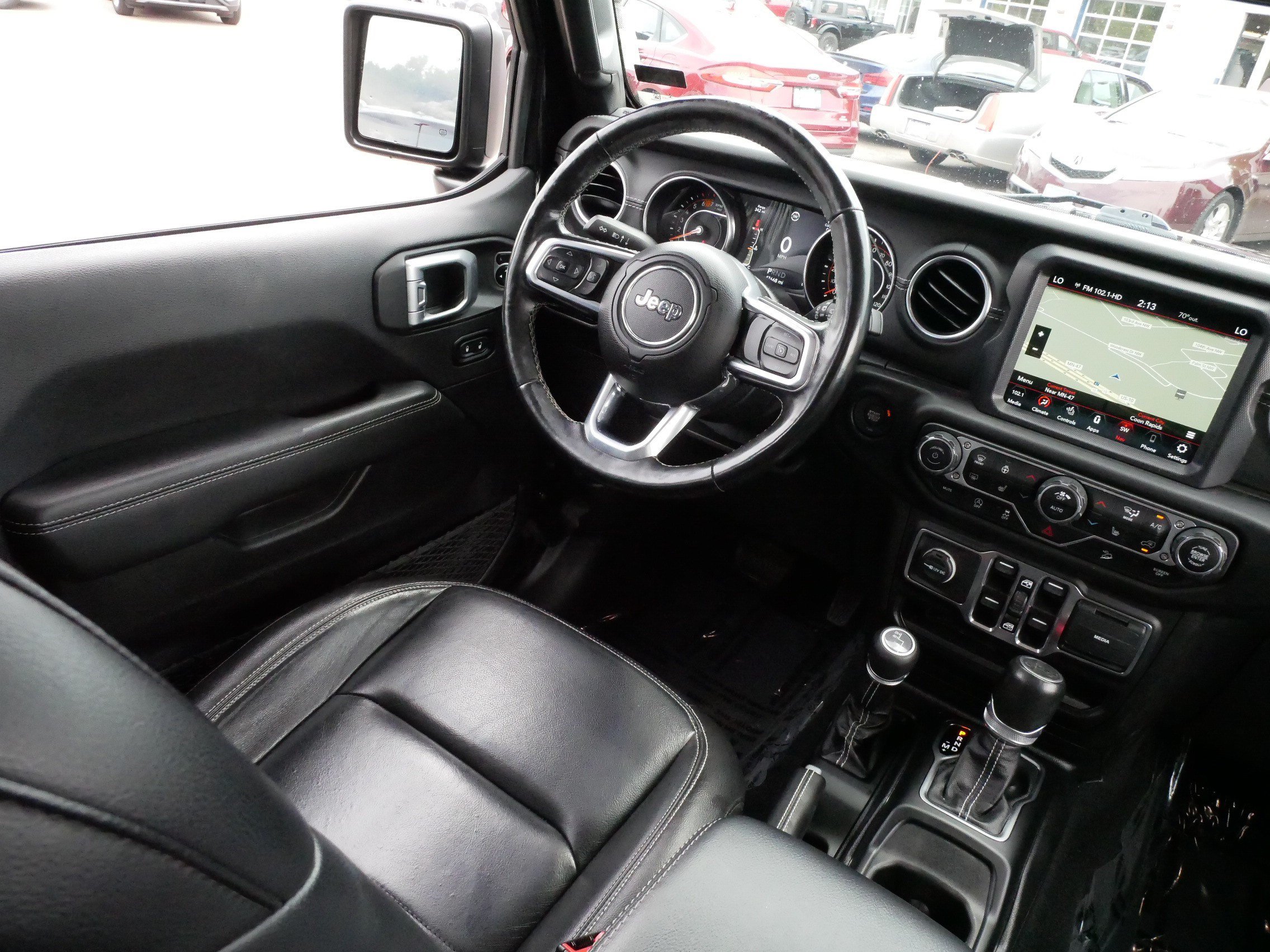 Used 2020 Jeep Wrangler Unlimited Sahara AWD/4WD image 9