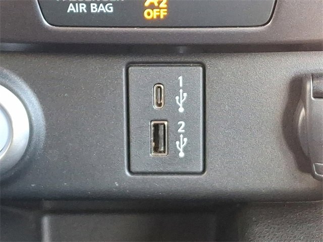 Used 2023 Nissan Leaf S image 25