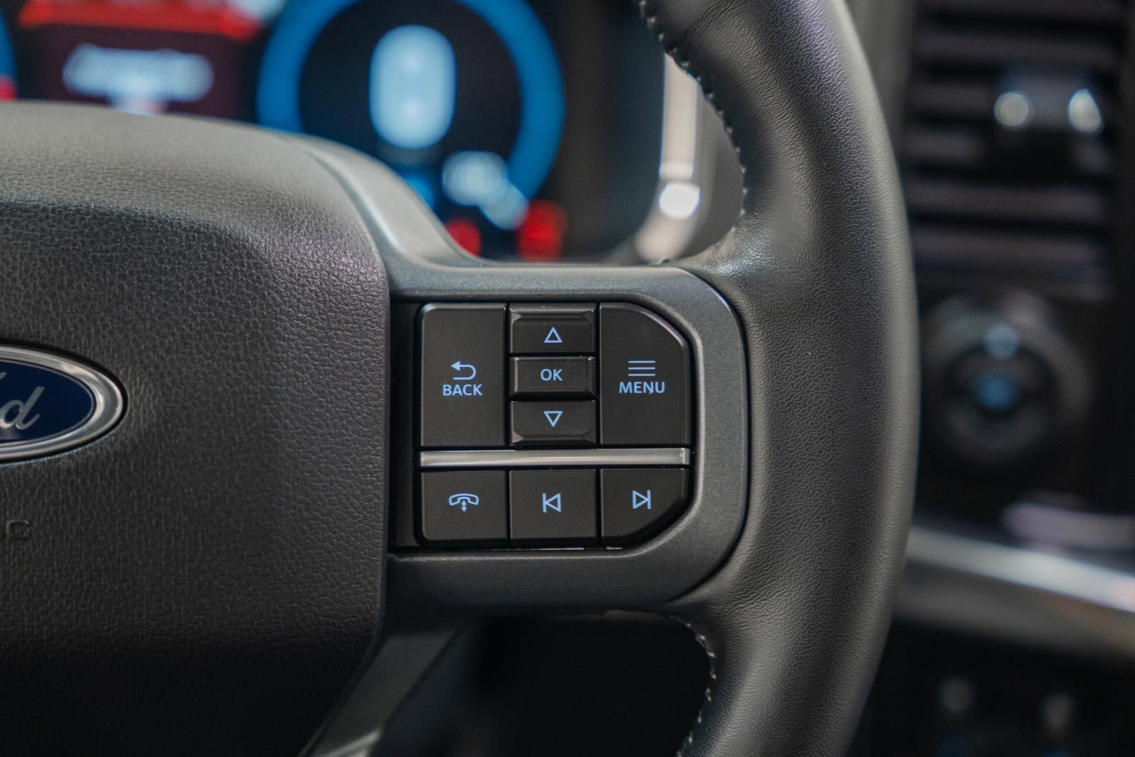 Certified 2023 Ford F150 Lariat w/ Equipment Group 502A High image 33