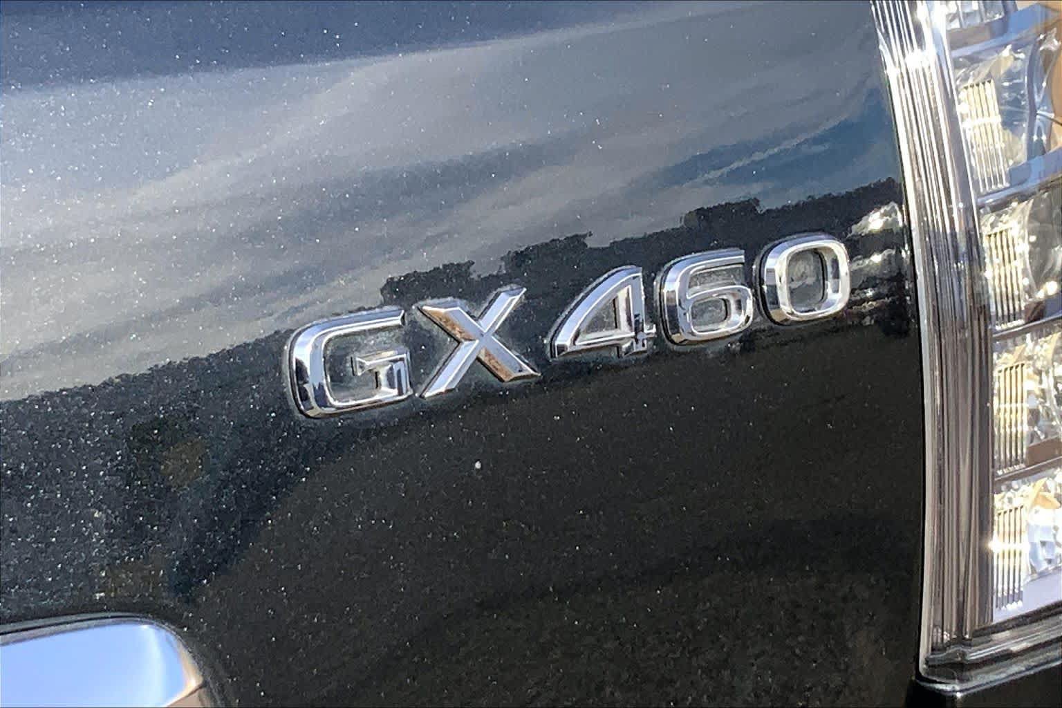 Used 2022 Lexus GX 460 Premium w/ Premium Package AWD/4WD image 10