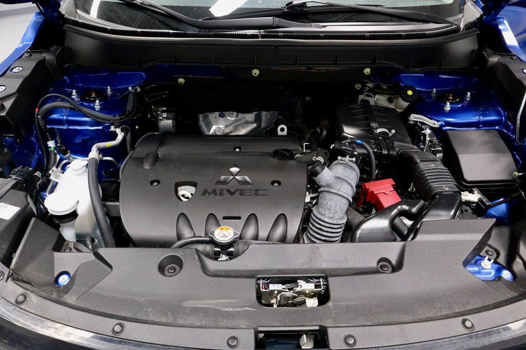 Used 2025 Mitsubishi Outlander Sport SE image 17