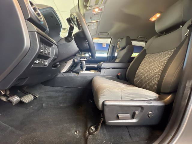 Used 2020 Toyota Tundra SR5 w/ SR5 Upgrade Package AWD/4WD image 9