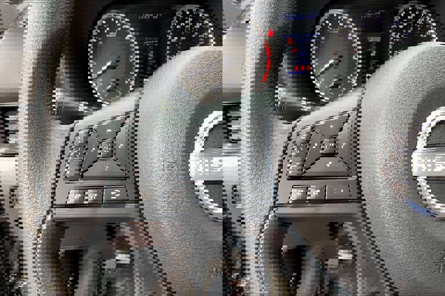 Used 2024 Nissan Sentra S image 23