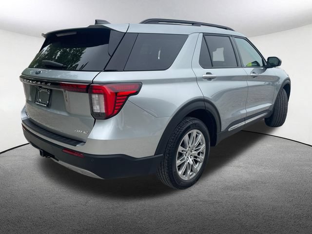 Certified 2025 Ford Explorer Active w/ Active Comfort Package AWD/4WD image 17
