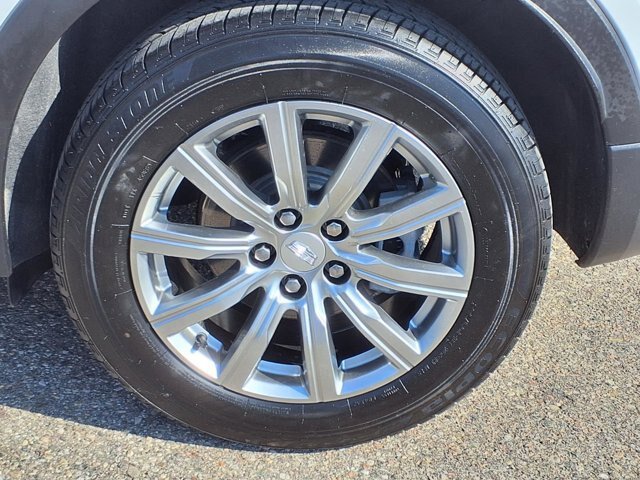 Used 2023 Cadillac XT4 Premium Luxury w/ Technology Package AWD/4WD image 29