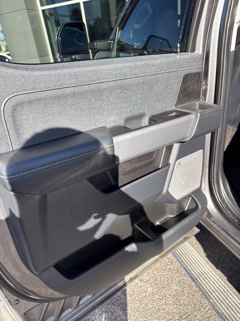 Certified 2023 Ford F250 Lariat w/ Lariat Ultimate Package AWD/4WD image 16
