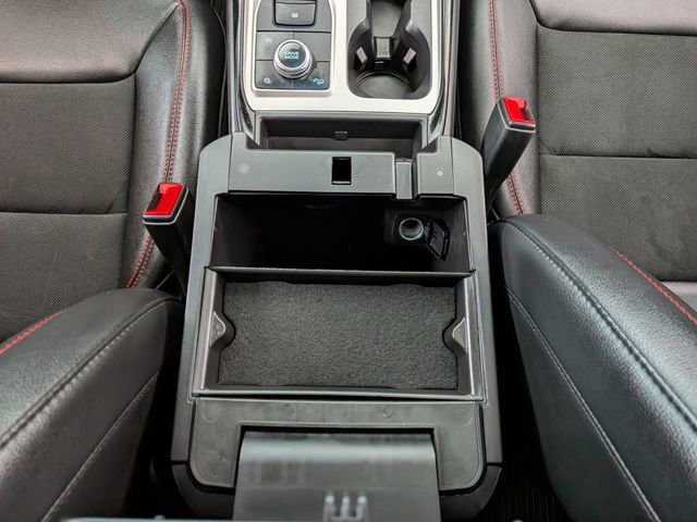 Certified 2024 Ford Explorer ST-Line w/ Class IV Trailer Tow Package image 34