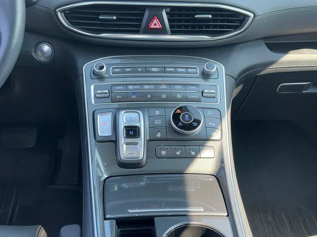 Used 2021 Hyundai Santa Fe Limited AWD/4WD image 16