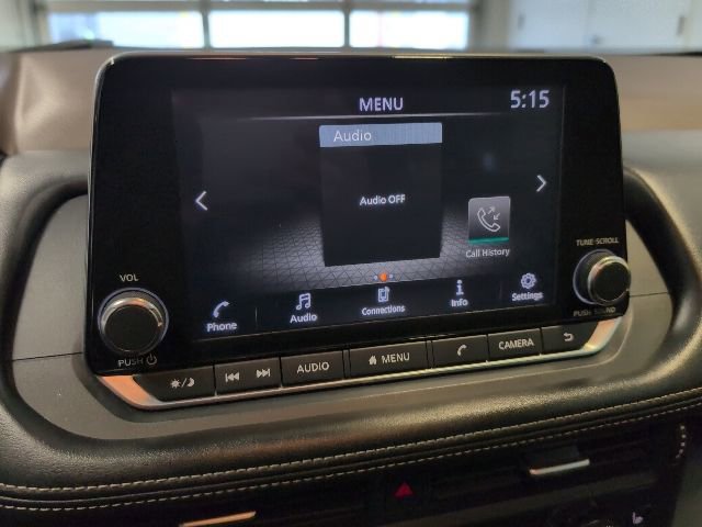 Used 2022 Nissan Rogue S AWD/4WD image 18