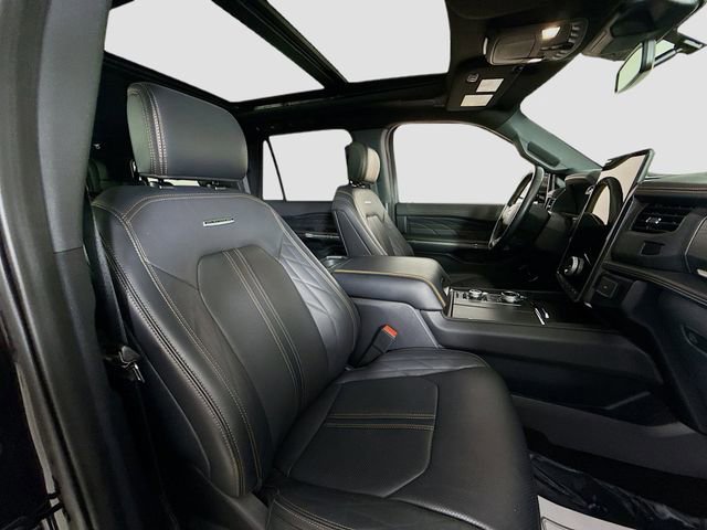 Certified 2024 Ford Expedition Max Platinum image 31