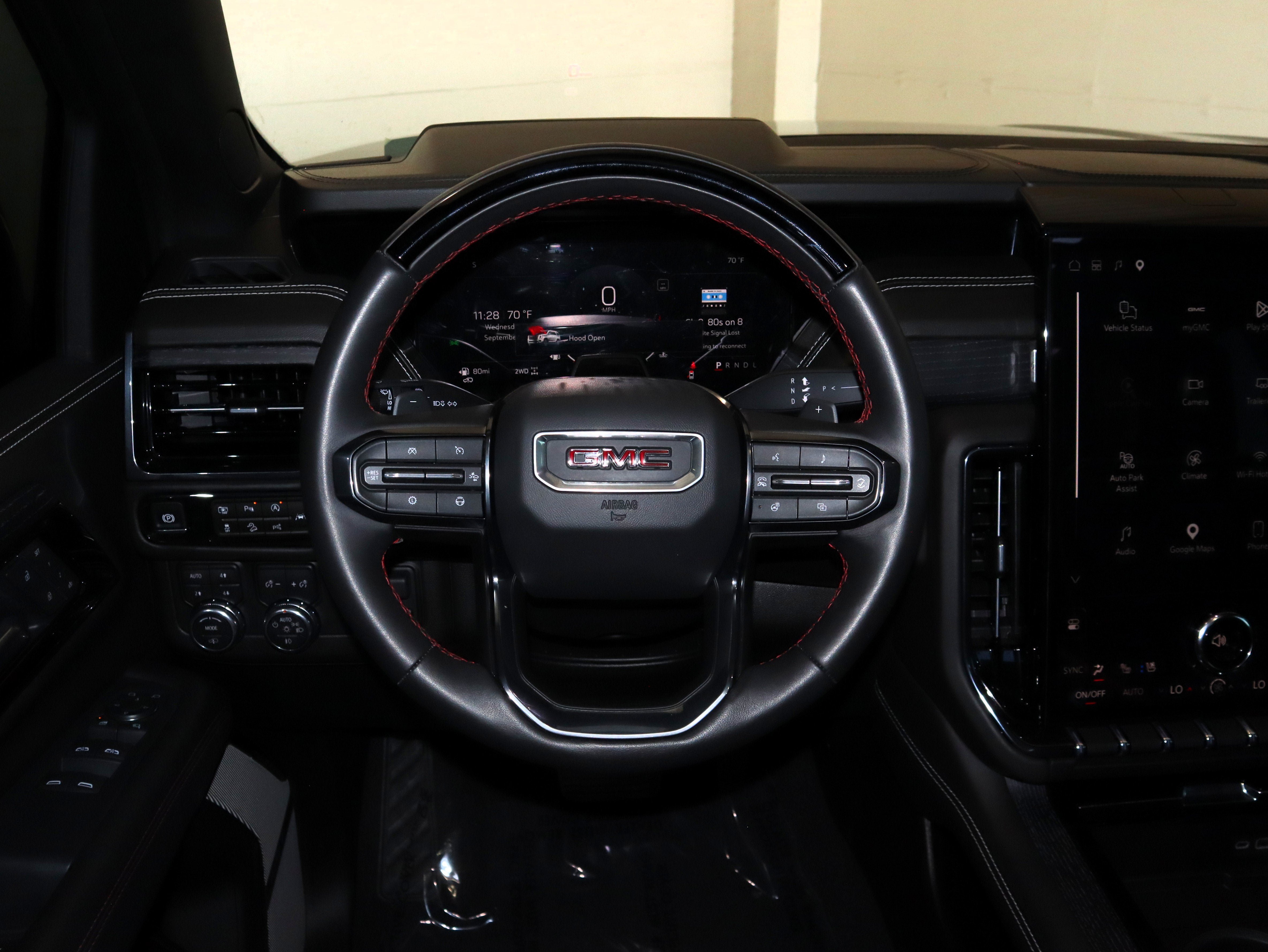 Used 2026 GMC Yukon AT4 Ultimate AWD/4WD image 24