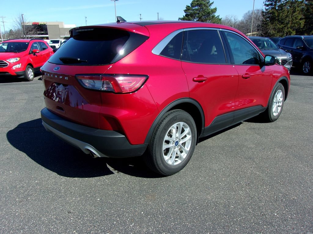 Certified 2022 Ford Escape SE w/ Convenience Package FWD image 5