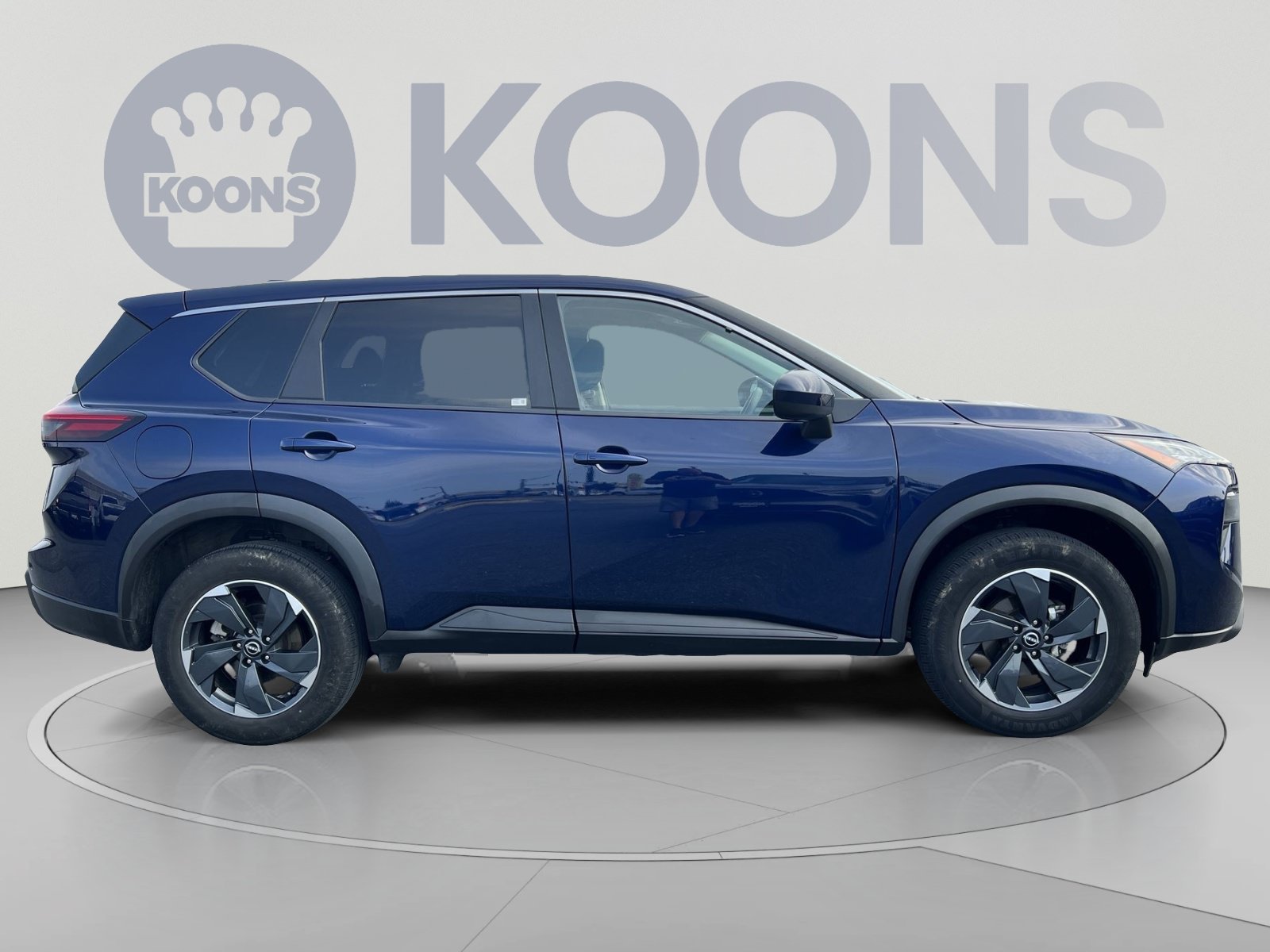 Used 2024 Nissan Rogue SV AWD/4WD image 8