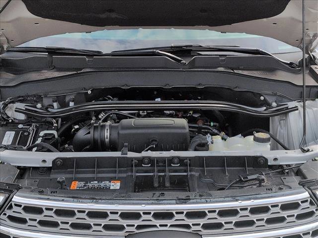Certified 2022 Ford Explorer Limited w/ Equipment Group 301A AWD/4WD image 23
