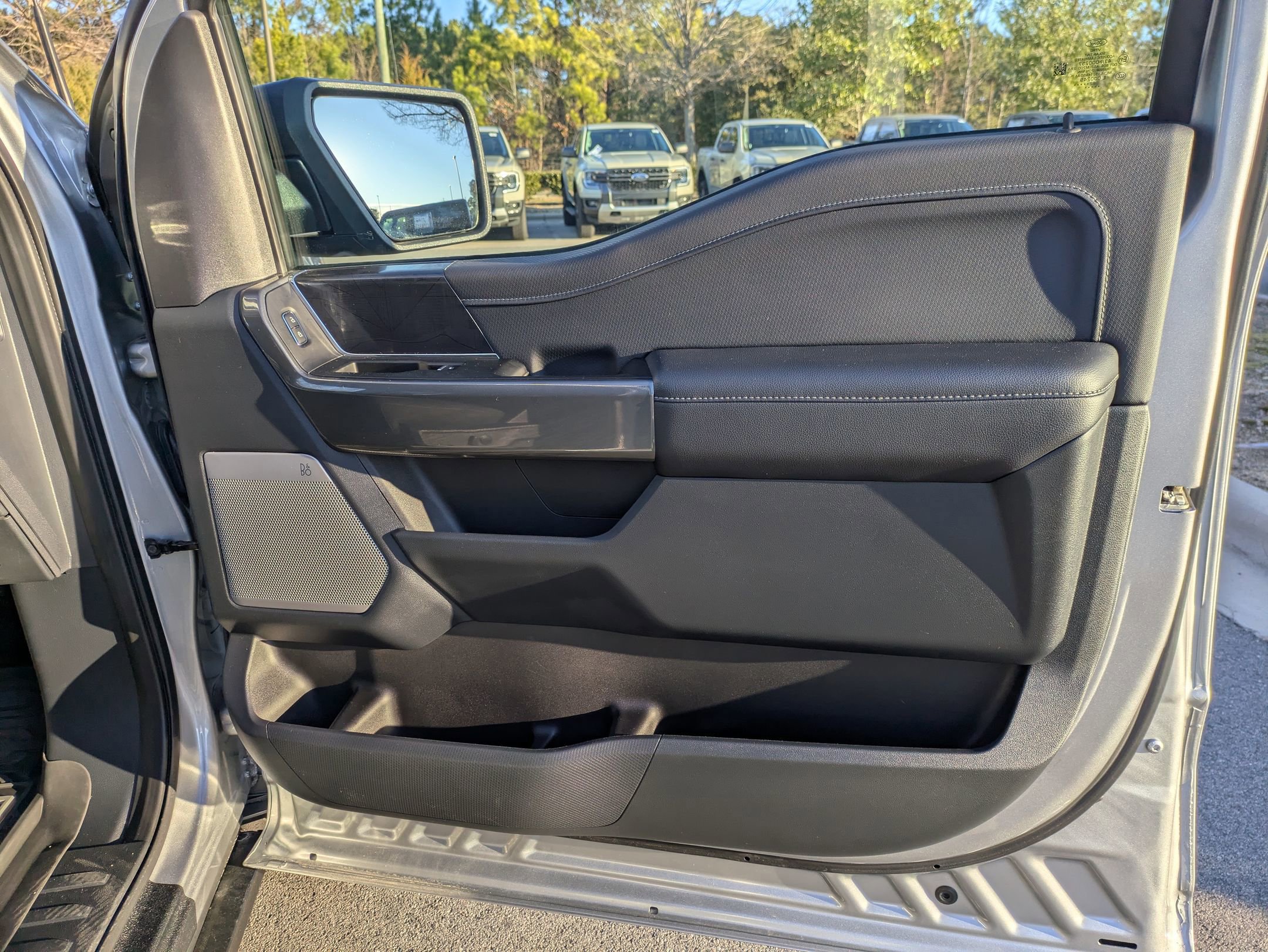 Certified 2022 Ford F150 XLT w/ Equipment Group 302A High image 45