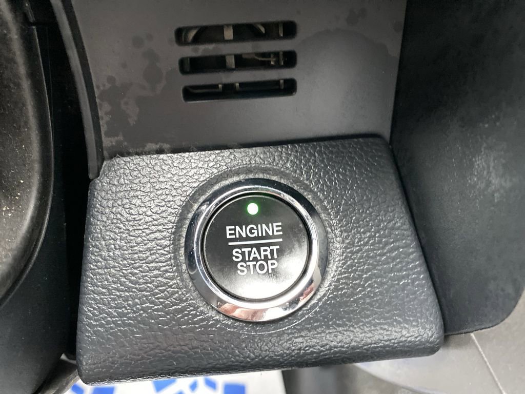 Certified 2022 Ford F350 Lariat w/ Tremor Off-Road Package image 37