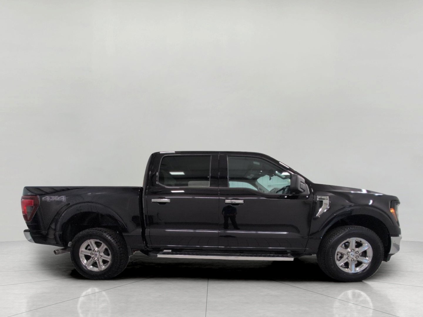 Certified 2025 Ford F150 XLT w/ Equipment Group 301A Standard AWD/4WD image 12