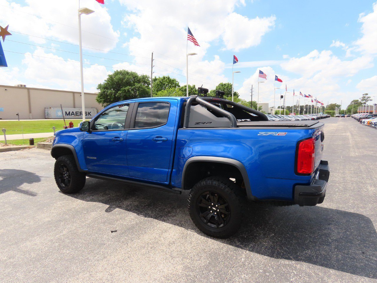 Used 2019 Chevrolet Colorado ZR2 w/ ZR2 Dusk Special Edition image 3