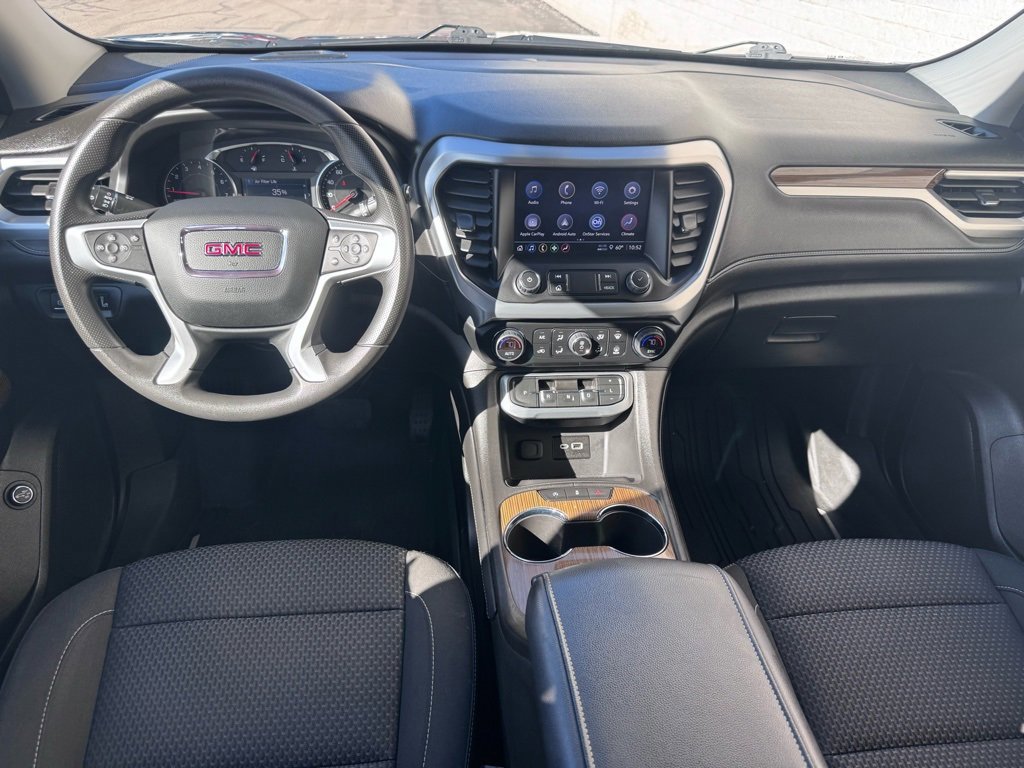 Used 2023 GMC Acadia SLE w/ Driver Convenience Package image 32