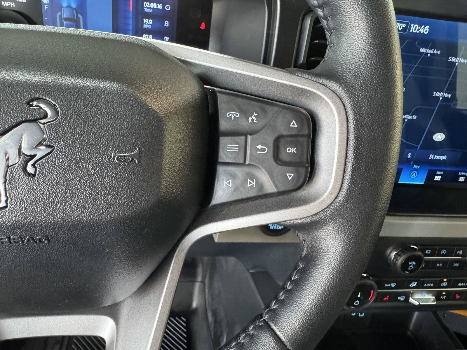 Certified 2022 Ford Bronco Badlands AWD/4WD image 17