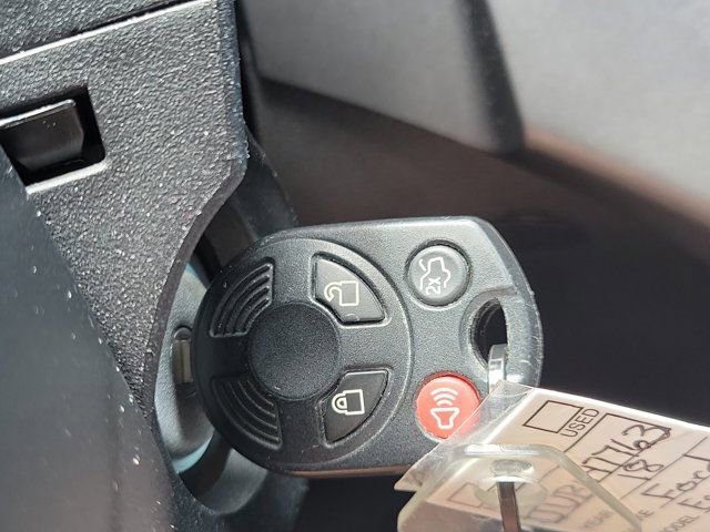 Certified 2018 Ford Escape SEL w/ Ford Safe & Smart Package image 30