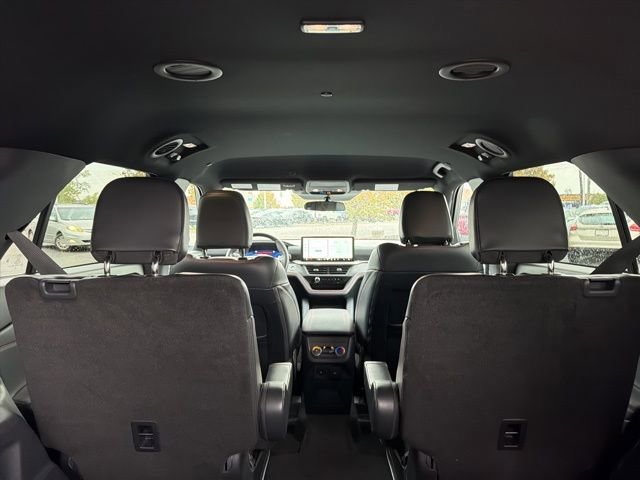 Certified 2025 Ford Explorer ST-Line image 16