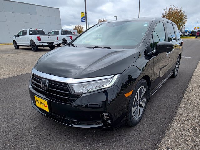 Used 2021 Honda Odyssey Touring image 2