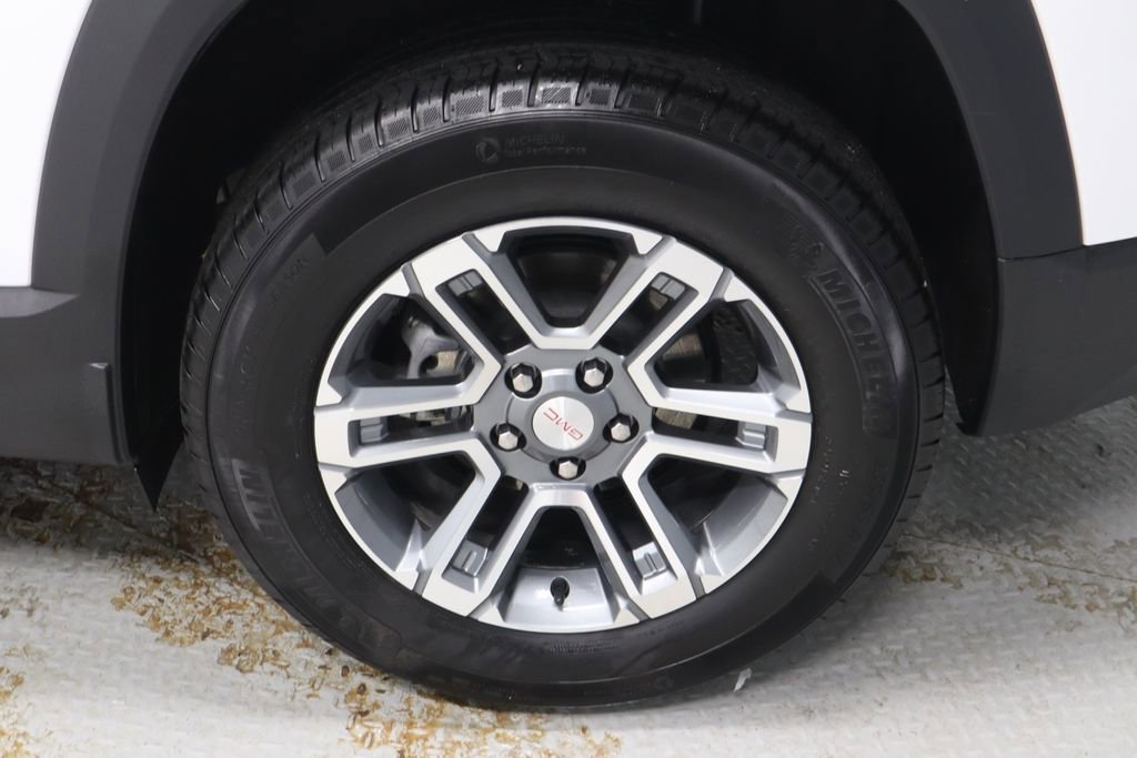 Used 2025 GMC Terrain Elevation AWD/4WD image 19