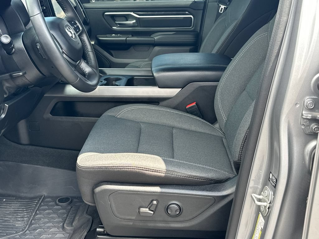 Used 2024 RAM 1500 Big Horn AWD/4WD image 9