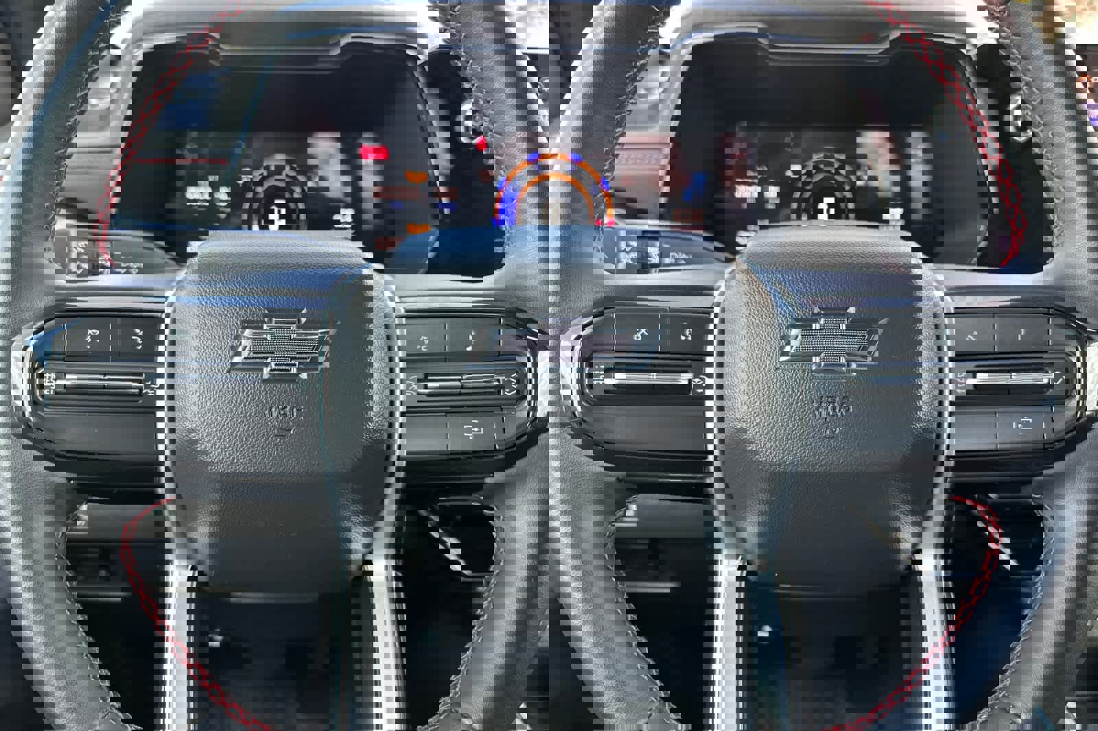 Used 2024 Chevrolet Colorado Z71 w/ Z71 Convenience Package 2 image 22