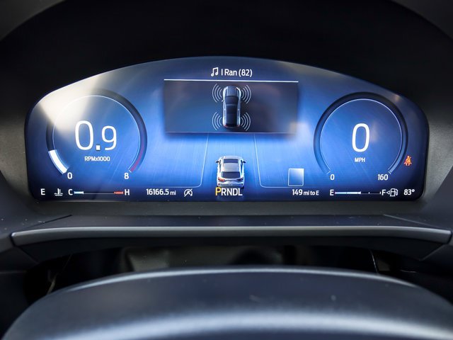 Certified 2025 Ford Escape Platinum AWD/4WD image 16