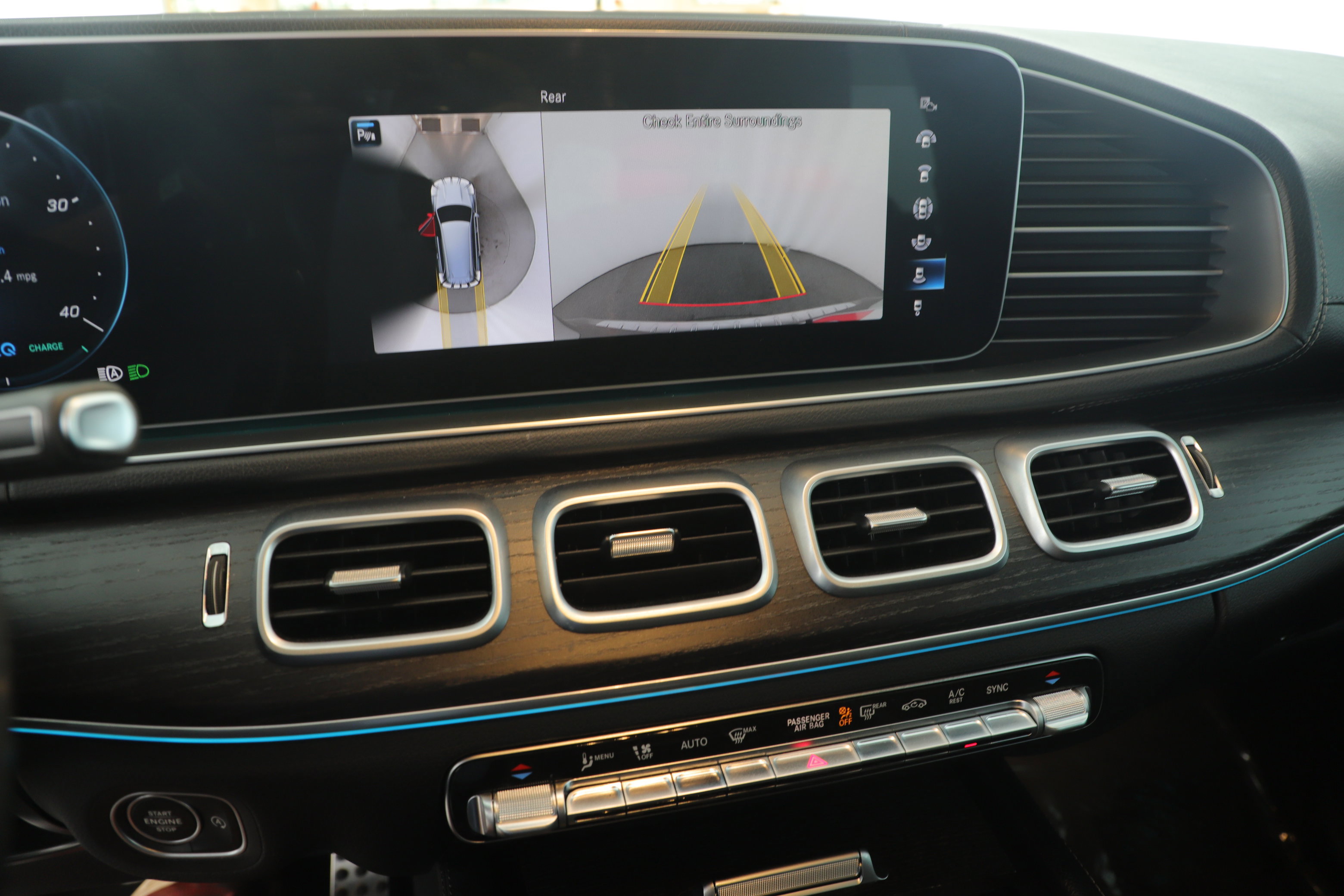 Used 2022 Mercedes-Benz GLS 450 4MATIC image 15