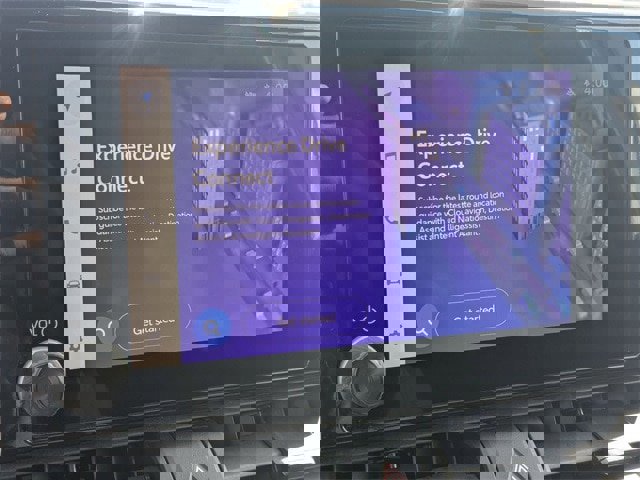 Used 2024 Toyota RAV4 LE image 17