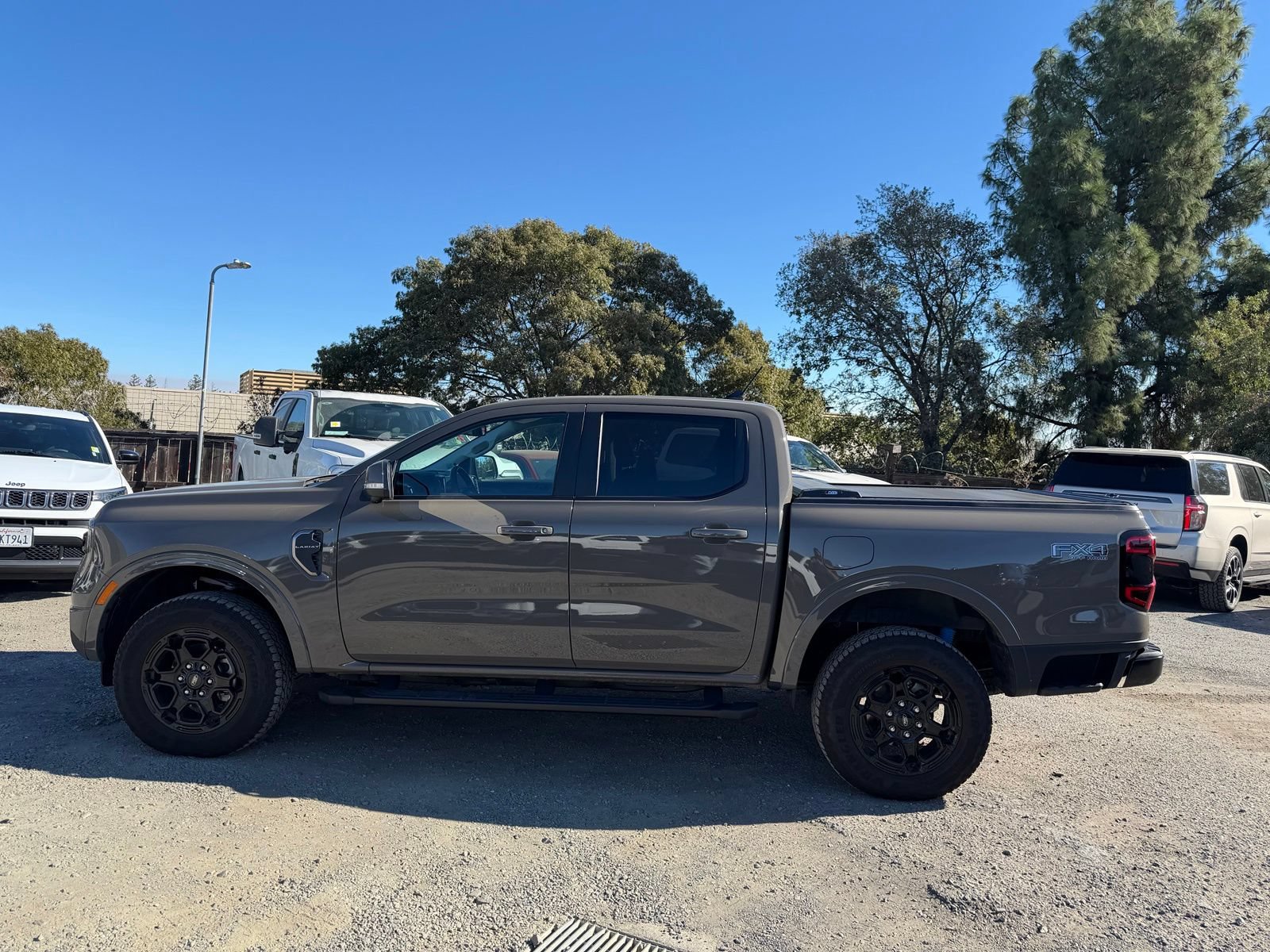 Certified 2025 Ford Ranger Lariat w/ FX4 Off-Road Package AWD/4WD image 2