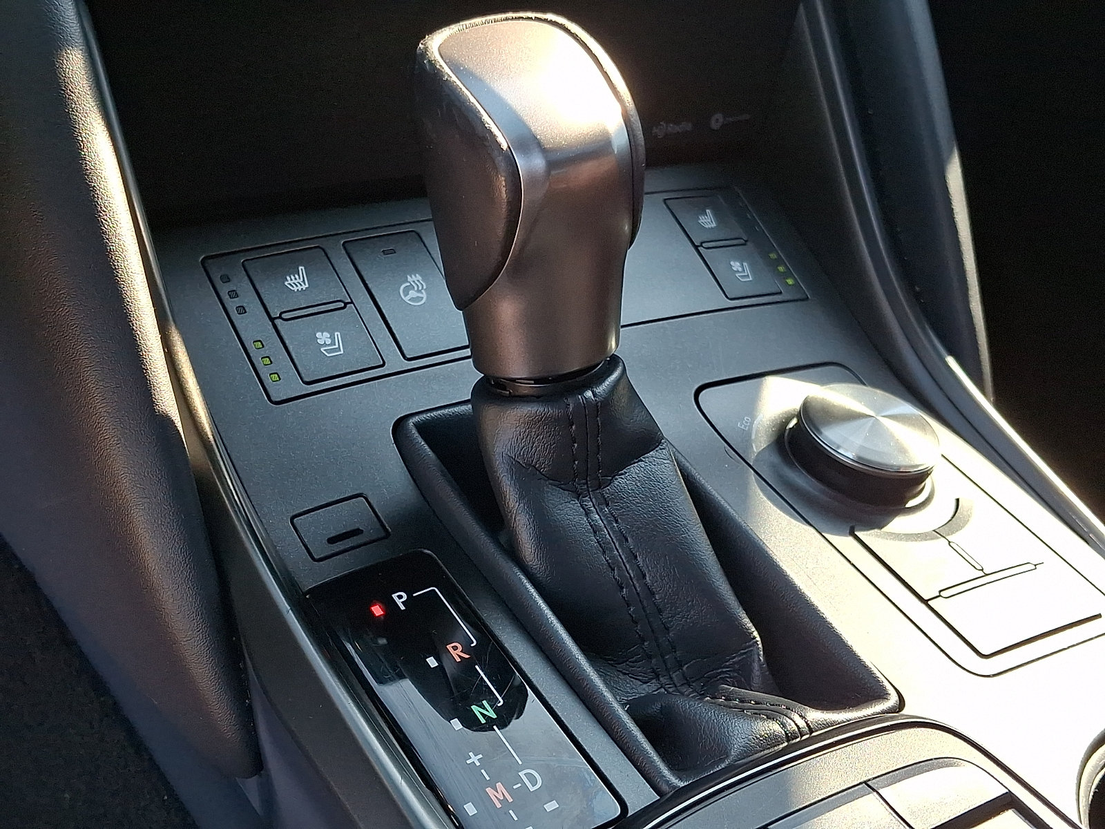 Used 2021 Lexus IS 300 w/ Comfort Package RWD image 15