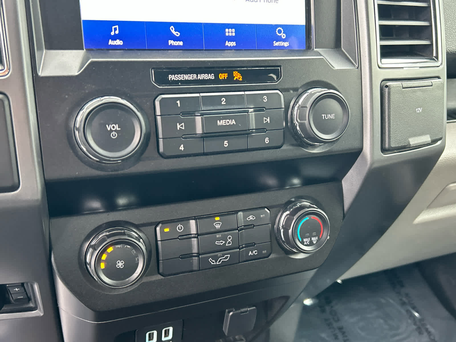 Certified 2020 Ford F150 XLT image 30