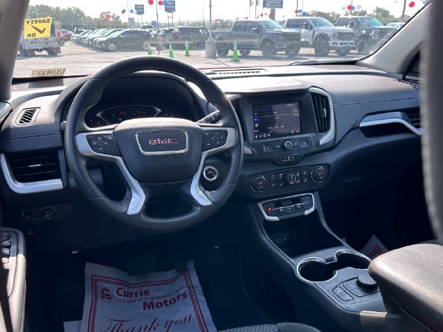Used 2022 GMC Terrain SLE w/ Driver Convenience Package FWD image 10