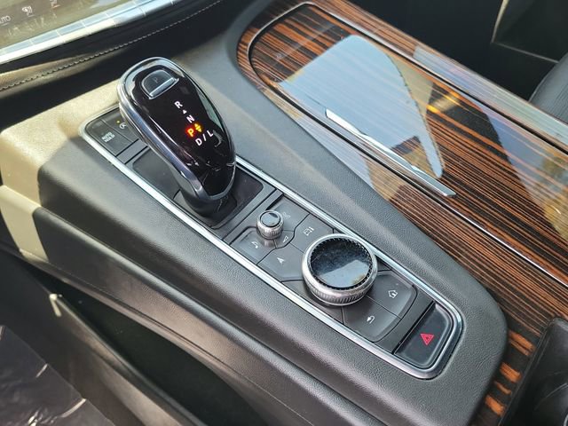 Used 2023 Cadillac Escalade Premium Luxury image 12
