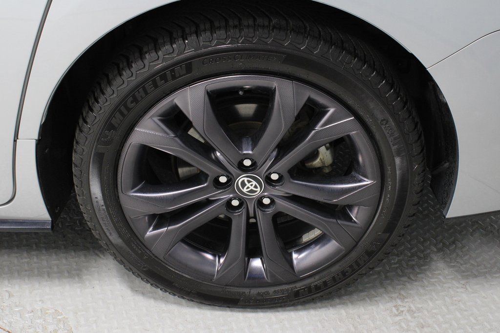 Used 2021 Toyota Sienna XSE w/ XSE Plus Package image 19