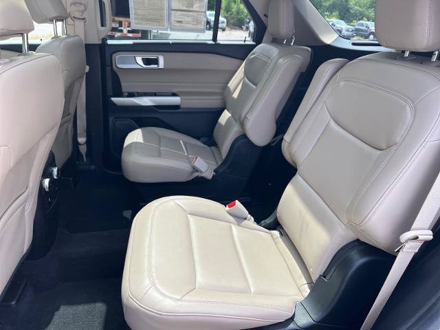 Certified 2022 Ford Explorer XLT w/ Equipment Group 202A AWD/4WD image 19