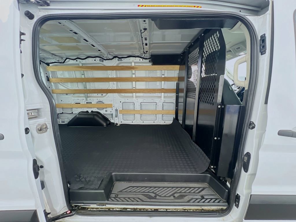Certified 2024 Ford Transit 250 Low Roof w/ Exterior Upgrade Package image 33