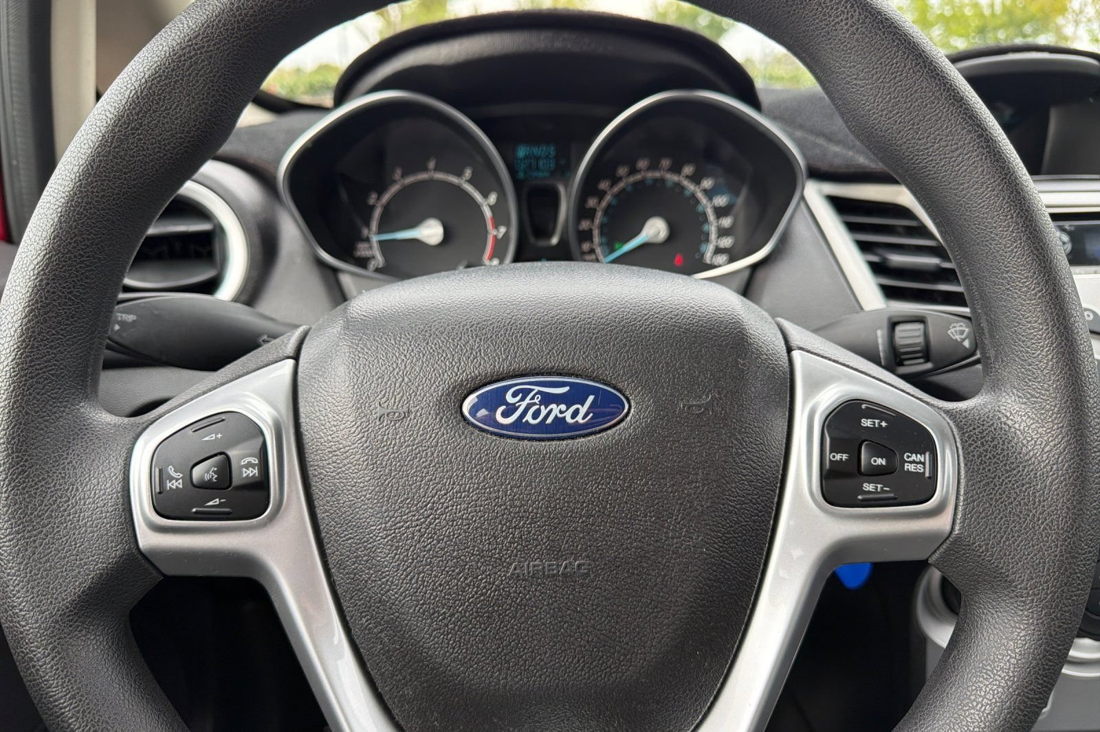 Certified 2017 Ford Fiesta SE FWD image 25