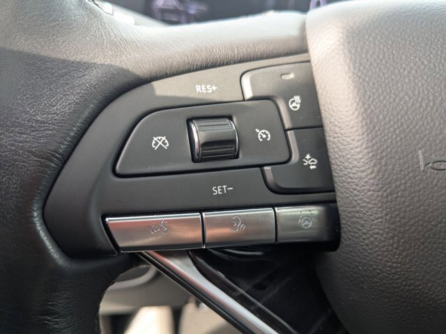 Used 2024 Cadillac Escalade Sport AWD/4WD image 26