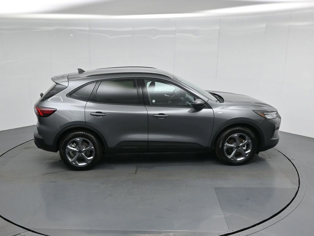 Certified 2025 Ford Escape ST-Line image 12