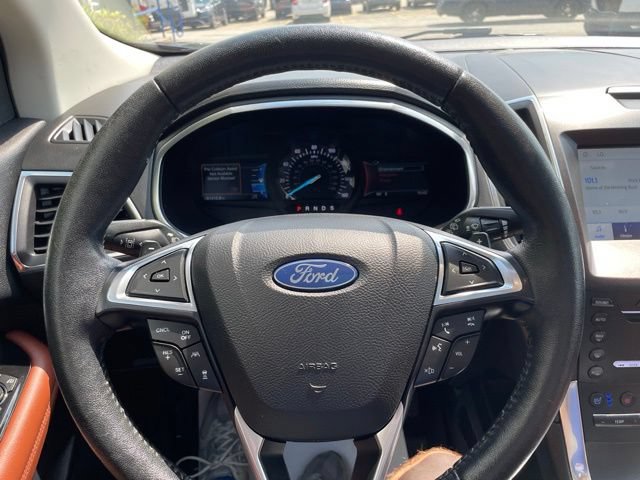 Certified 2019 Ford Edge Titanium w/ Equipment Group 301A AWD/4WD image 16