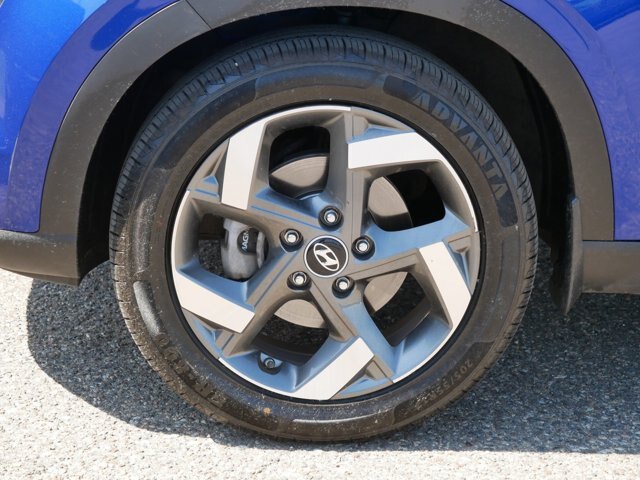 Used 2022 Hyundai Venue SEL FWD image 9