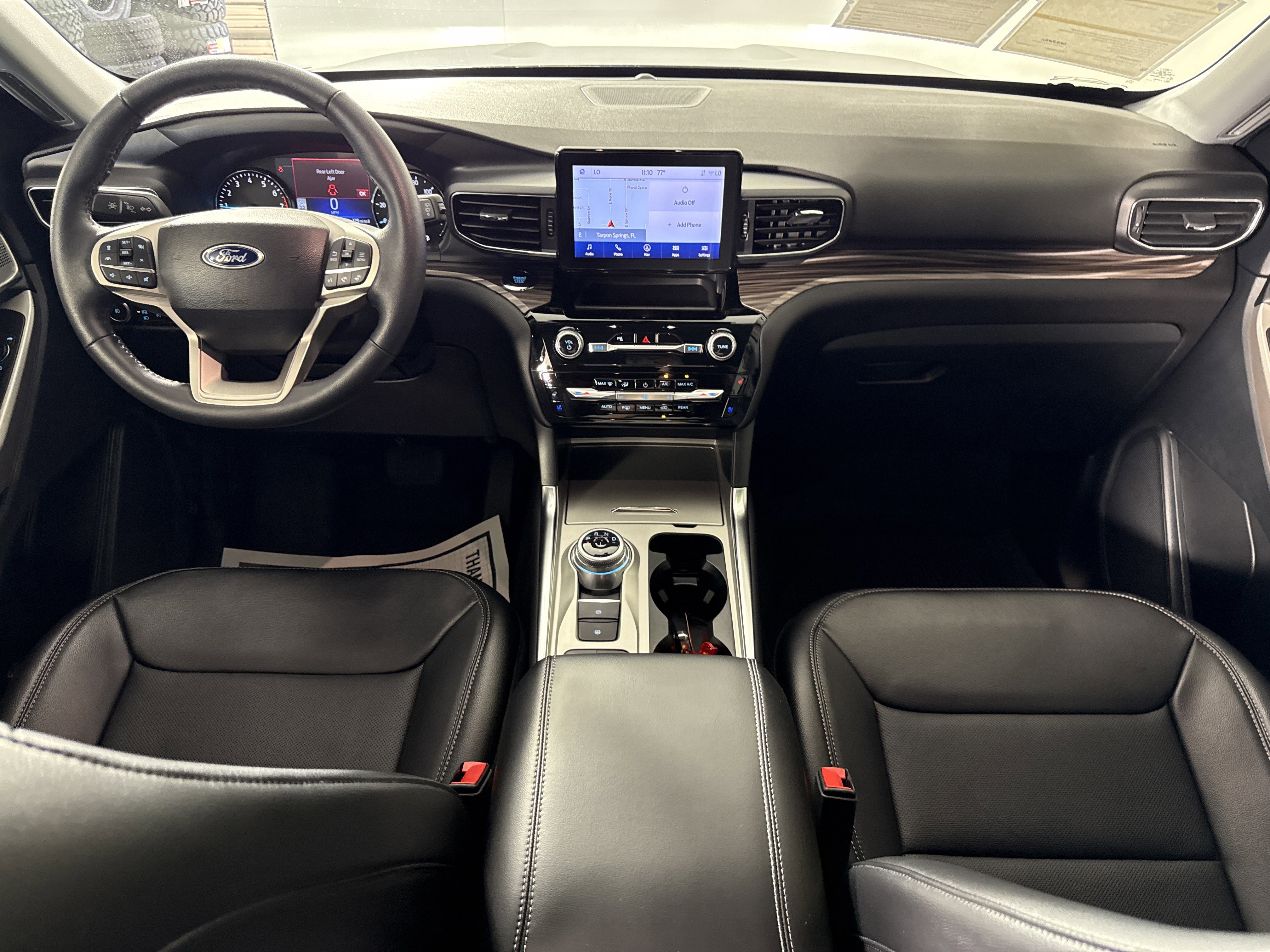 Certified 2023 Ford Explorer Limited w/ Equipment Group 301A image 8