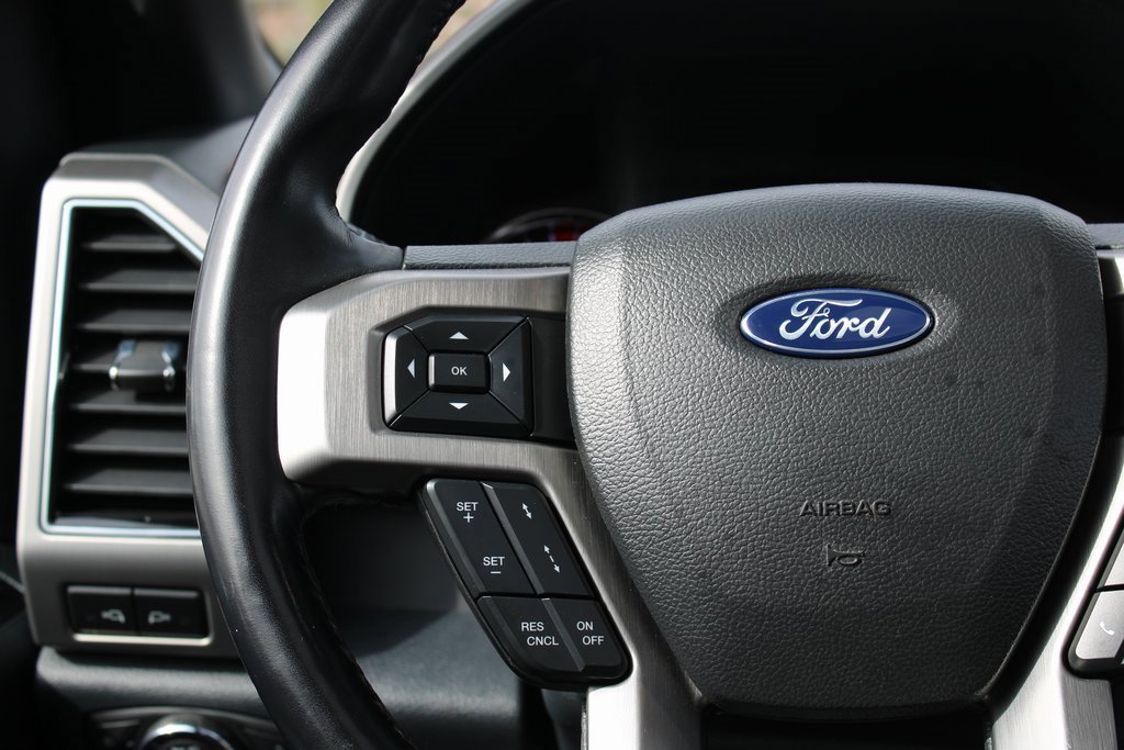 Certified 2022 Ford F450 Platinum w/ FX4 Off-Road Package image 17