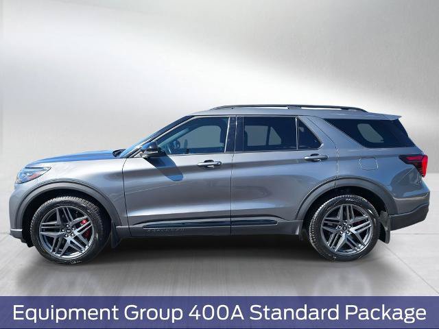 Certified 2025 Ford Explorer ST AWD/4WD image 3