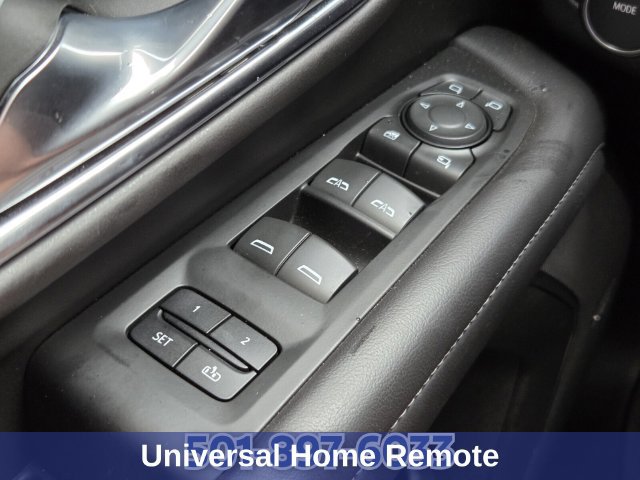 Used 2023 Chevrolet Tahoe Z71 w/ Luxury Package AWD/4WD image 34